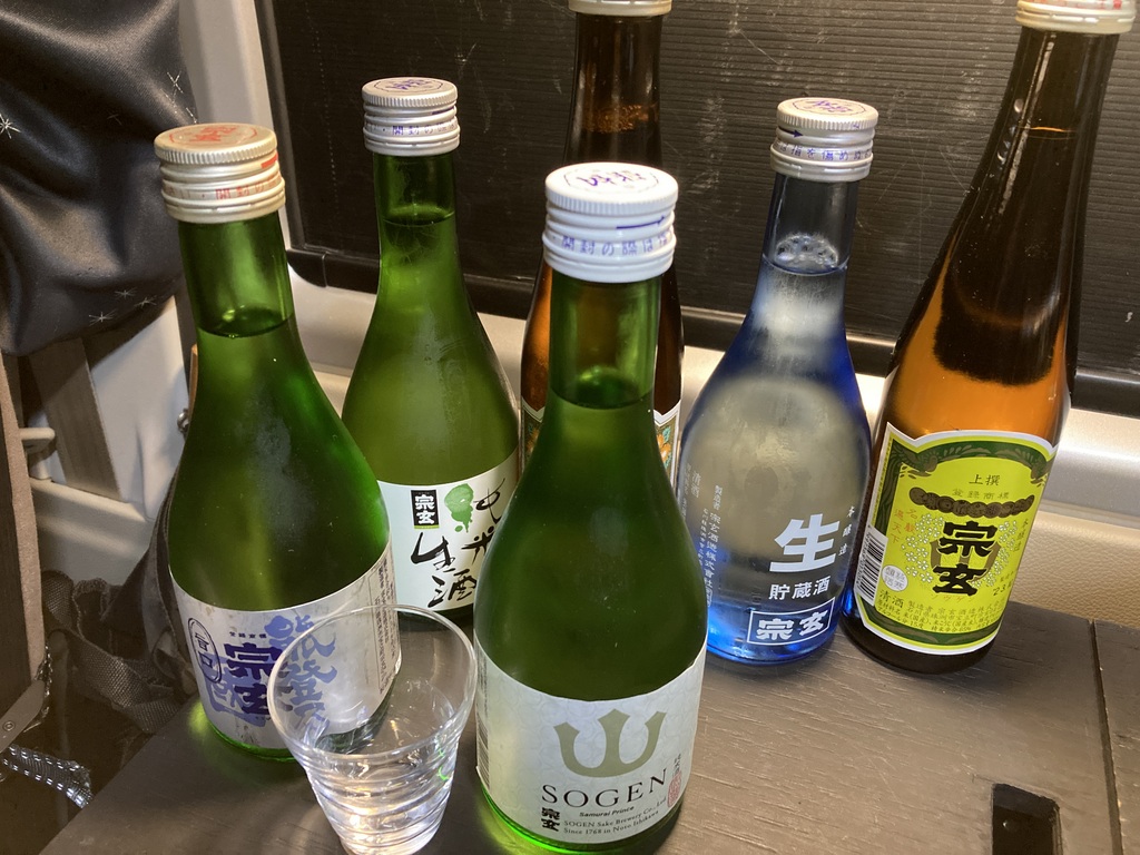 氷見から狼煙へ、今日も盛りだくさんの旅。宗玄酒蔵の日本酒は文句なしの旨さ。